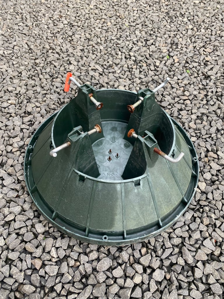 Christmas tree stand 