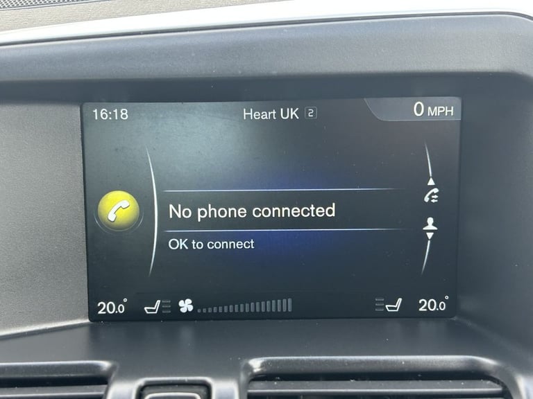 2014 Volvo XC60 D5 [215] R DESIGN Lux Nav 5dr AWD Geartronic ESTATE DIESEL Automatic