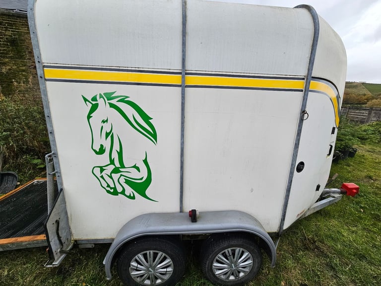 Bateson Derby Horse Trailer