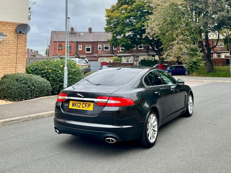 2013 JAGUAR XF PREMIUM 3.0D V6 AUTO 8ZF