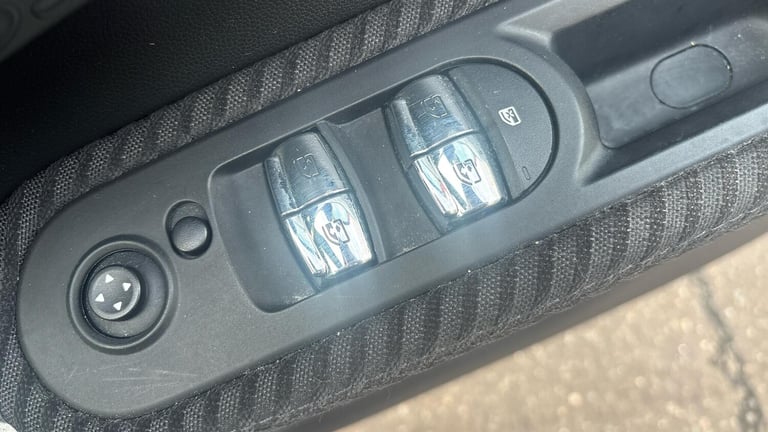 2017 MINI Countryman 2.0 Cooper S 5dr Auto Hatchback Petrol Automatic