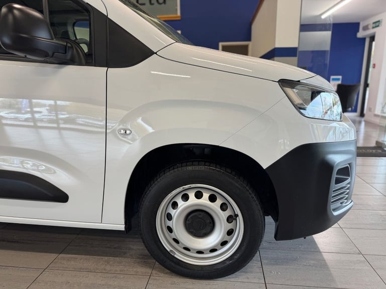 2023 Citroen Berlingo 1.5 BlueHDi 1000Kg Enterprise Ed 100ps 6 Speed S/S PANEL VAN DIESEL Manual