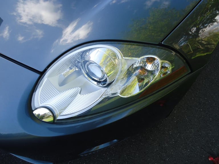 Jaguar XKR