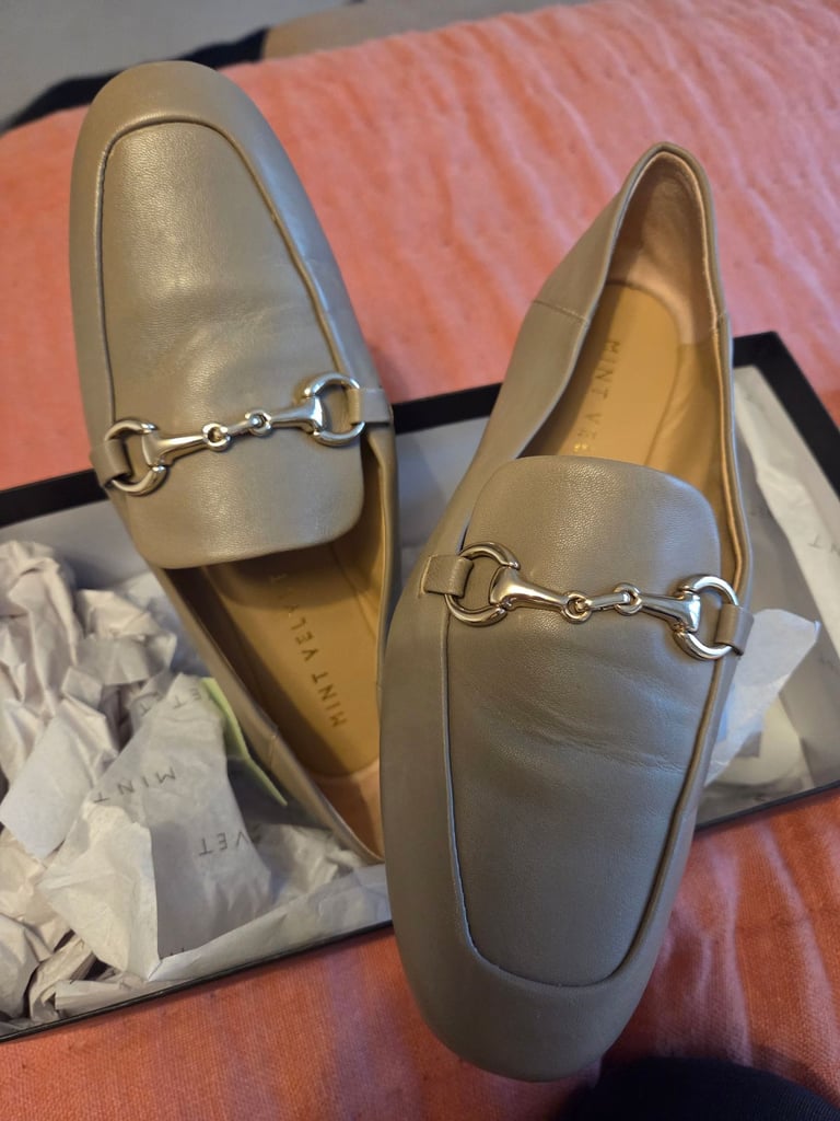 image for Mint Velvet women's loafers size 37 (uk 4)