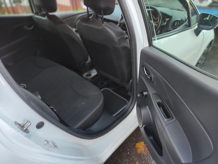 Renault Clio media nav, 1.5 diesel, low mileage 75472