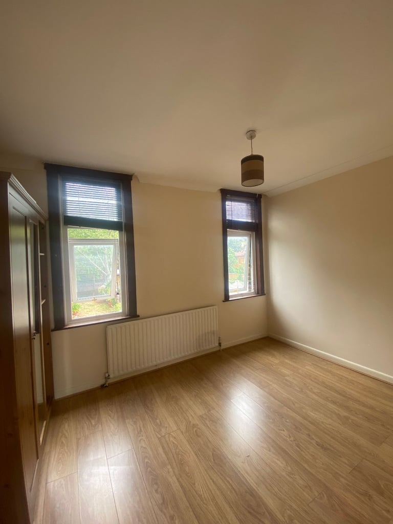 Bell homes proudly presenting this beautifully 1-bedroom flat is located in the IG1 area.