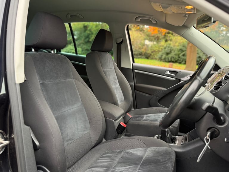 2014 Volkswagen Tiguan 2.0 TDi BlueMotion Tech Match 5dr ESTATE Diesel Manual