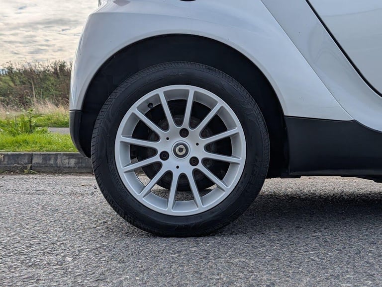 2010 smart fortwo 1.0 MHD Passion Cabriolet SoftTouch Euro 5 (s/s) 2dr CONVERTIBLE Petrol Automatic