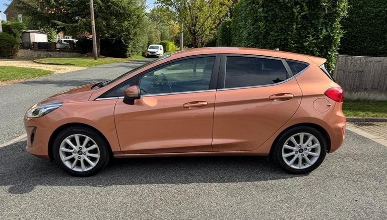 2017 (67) FORD FIESTA 1.0T TITANIUM B&O PLAY LONG MOT JUST SERV STUNNING COLOUR!