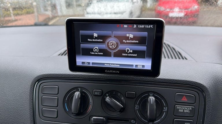  SEAT Mii 1.0 12v Design Mii Hatchback 5dr Petrol Manual Euro 6 (60 ps) Petrol Manual