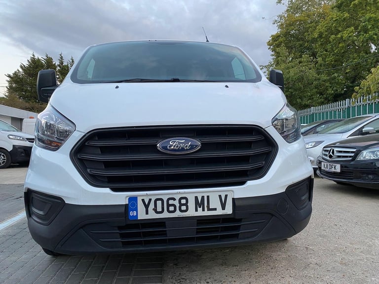 2019 Ford Transit Custom 2.0 300 EcoBlue L1 H1 Euro 6 5dr PANEL VAN Diesel Manual