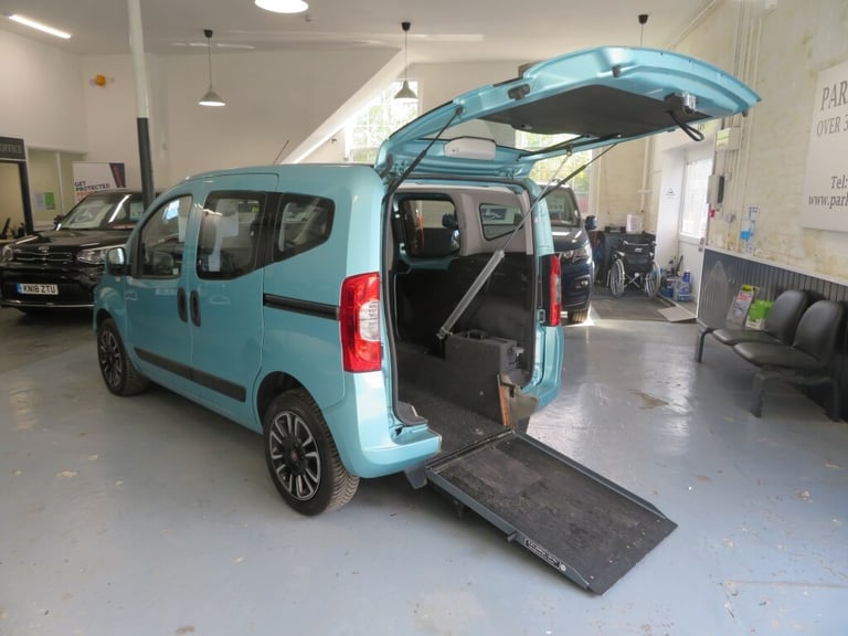 2017 Fiat QUBO MULTIJET LOUNGE DUALOGIC AUTOMATIC WHEELCHAIR CAR MOBILITY DISABLED ACCESS MPV Die...