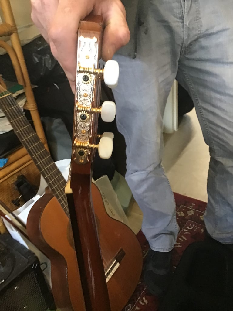 Takamine C132S