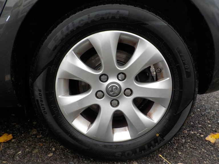 2015 Vauxhall Astra 1.6 CDTi ecoFLEX 94g Design Euro 6 (s/s) 5dr HATCHBACK Diesel Manual