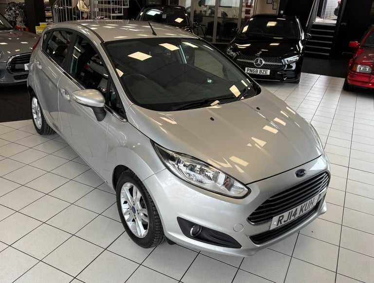 2014 Ford Fiesta 1.0T EcoBoost Zetec Hatchback 5dr Petrol Manual Euro 5 (s/s) (100 ps) Hatchback ...