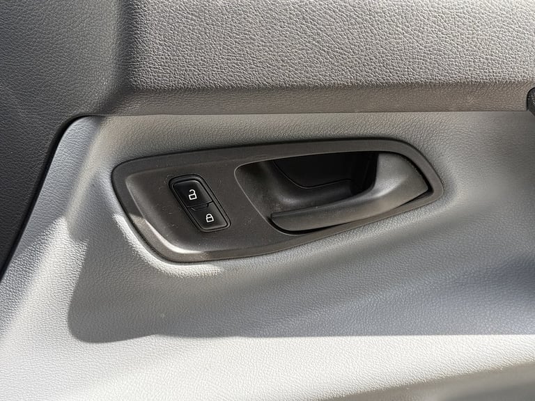 2015 Ford Transit Custom TDCi 270 ECOnetic Panel Van Diesel Manual