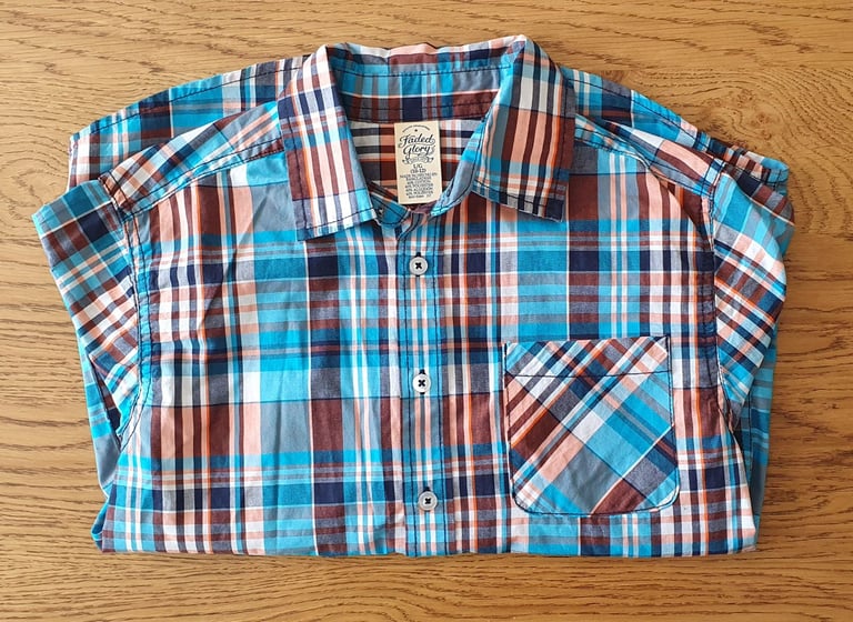 Boy Shirt in good wearable conditions for 8 year old