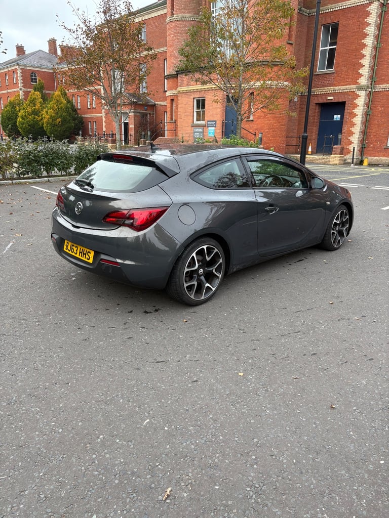 Vauxhall, ASTRA GTC, Hatchback, 2014, Manual, 1686 (cc), 3 doors