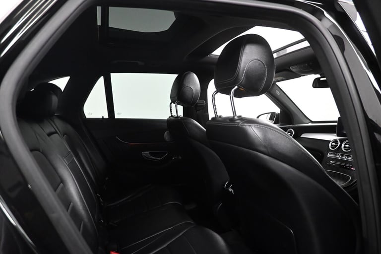 2016 Mercedes-Benz GLC 2.1 GLC250d AMG Line (Premium Plus) G-Tronic 4MATIC Euro 6 (s/s) 5dr ESTAT...