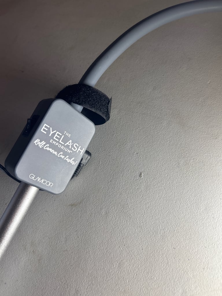 image for Glamcor beauty light for lashes / nails 