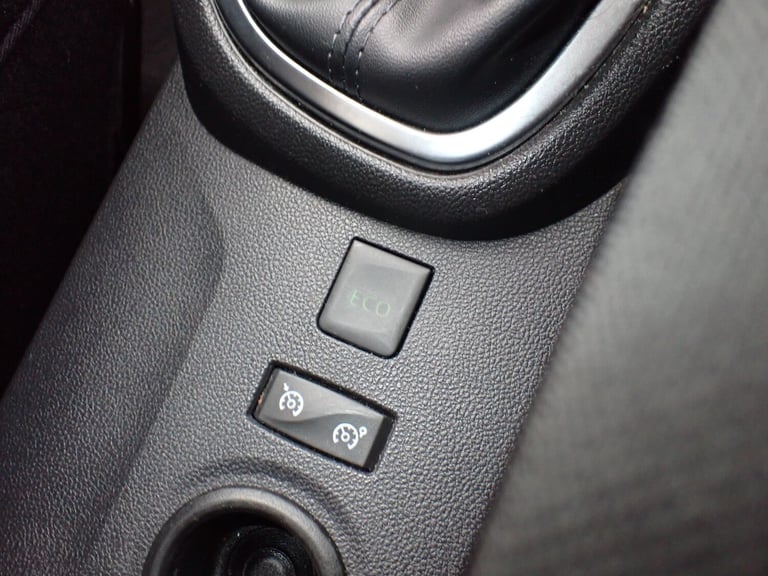 2019 Renault Captur 1.3 TCe ENERGY Iconic SUV 5dr Petrol Manual Euro 6 (s/s)