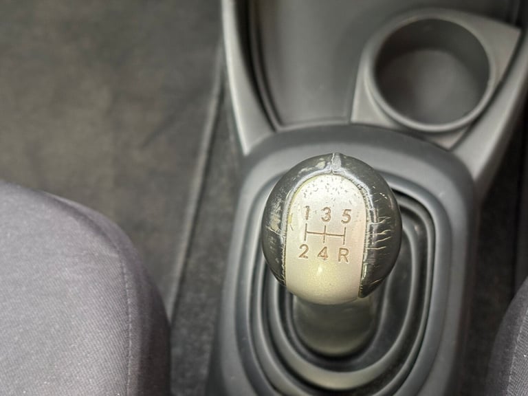 2008 Toyota Yaris 1.0 VVT-i TR 3dr HATCHBACK Petrol Manual