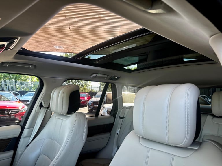  Land Rover Range Rover 4.4 SD V8 Vogue SE Auto 4WD Euro 6 (s/s) 5dr  Diesel Automatic