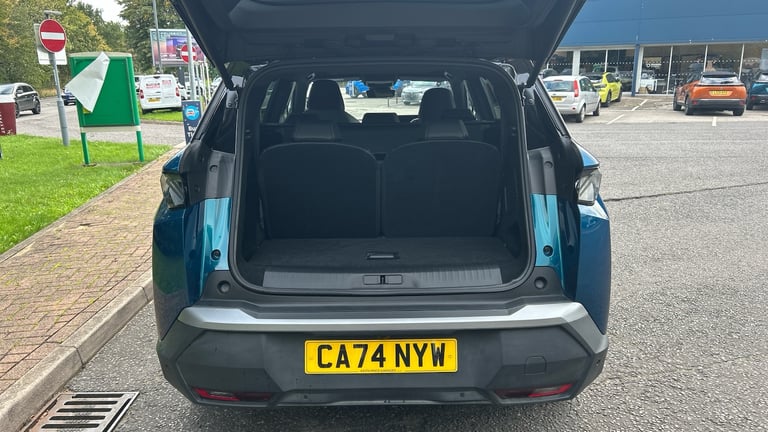 2025 Peugeot 5008 1.2 Hybrid 136 GT 5dr e-DSC6 Petrol Estate Estate Petrol Automatic