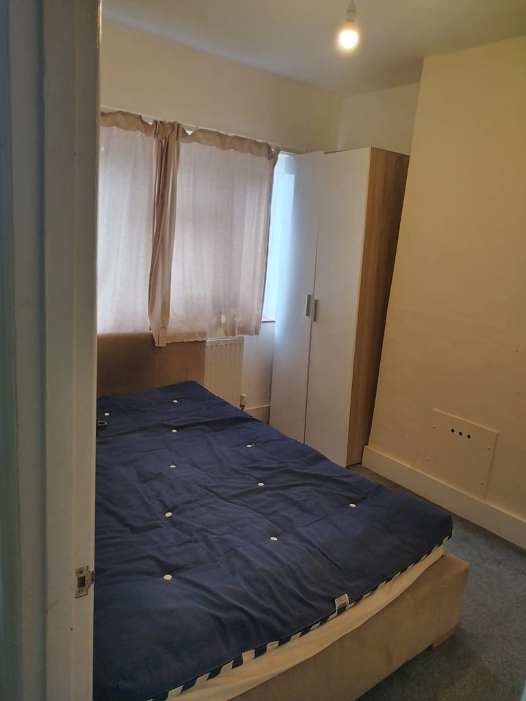 Room in a shared house