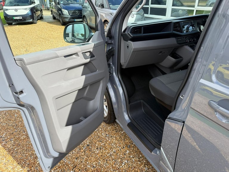 2024 Volkswagen Transporter 2.0 TDI T28 Highline FWD SWB Euro 6 (s/s) 5dr PANEL VAN Diesel Manual