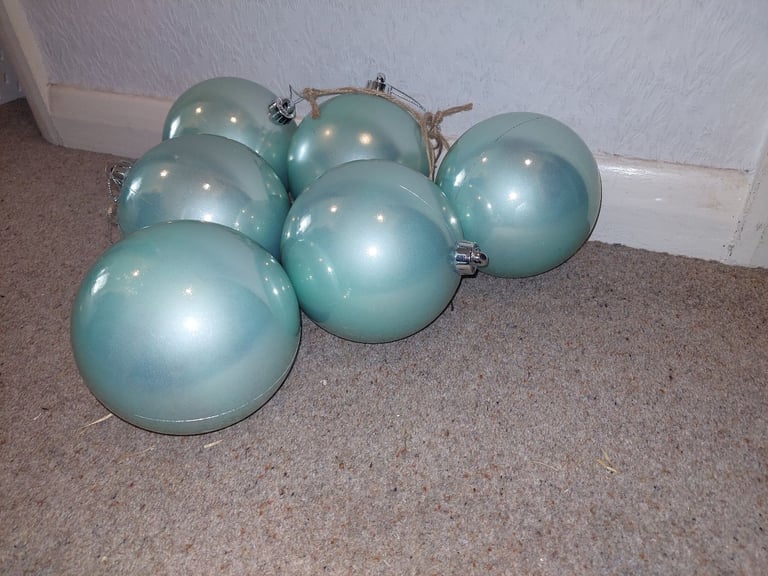 6 x Extra Large Christmas Tree BAUBLES in Sea Green Giant Decorations
