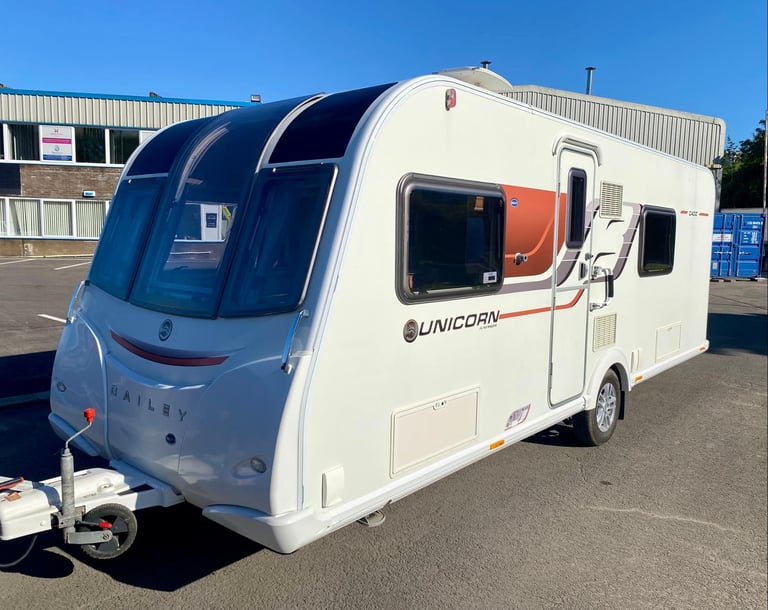 2015 Bailey Unicorn 3 Cadiz. 4 Berth. Single Axle Touring Caravan