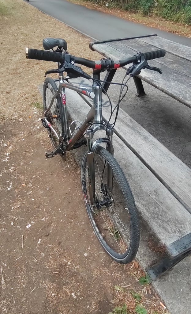 HYBRID BIKE BOARDMAN 