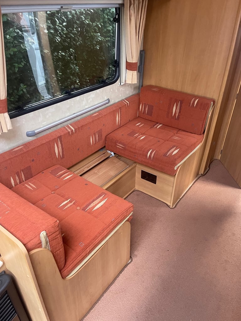 Swift Charisma 2005 4 berth 