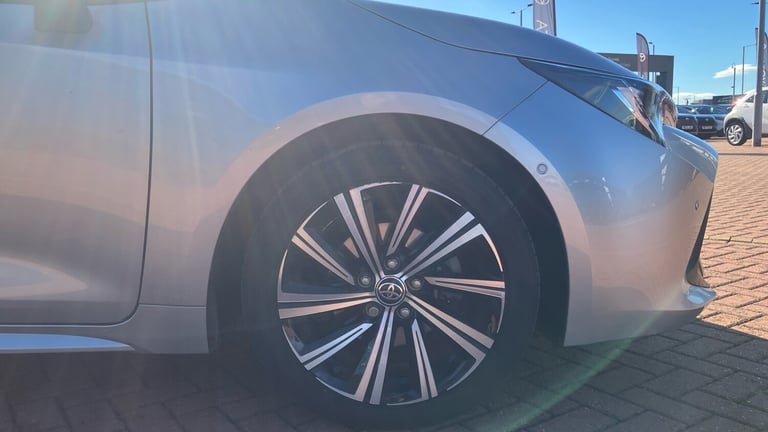 2022 Toyota Corolla 1.8 VVT-i Hybrid Design 5dr CVT Hybrid Hatchback Hatchback Hybrid Automatic