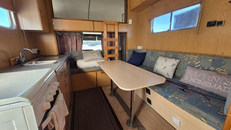 IVECO CRG 75e15 7.5t Horsebox