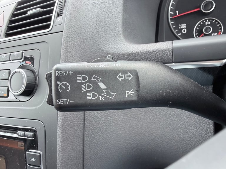 2012 Volkswagen Touran SPORT TDI BLUEMOTION TECH 7 SEATER MPV Diesel Manual