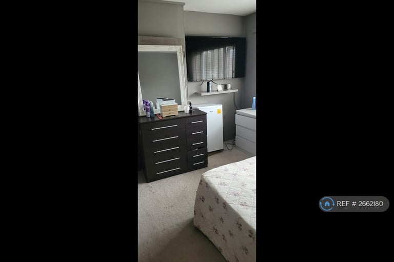 1 bedroom in Mersey Street, Leigh, WN7 (#2662180)