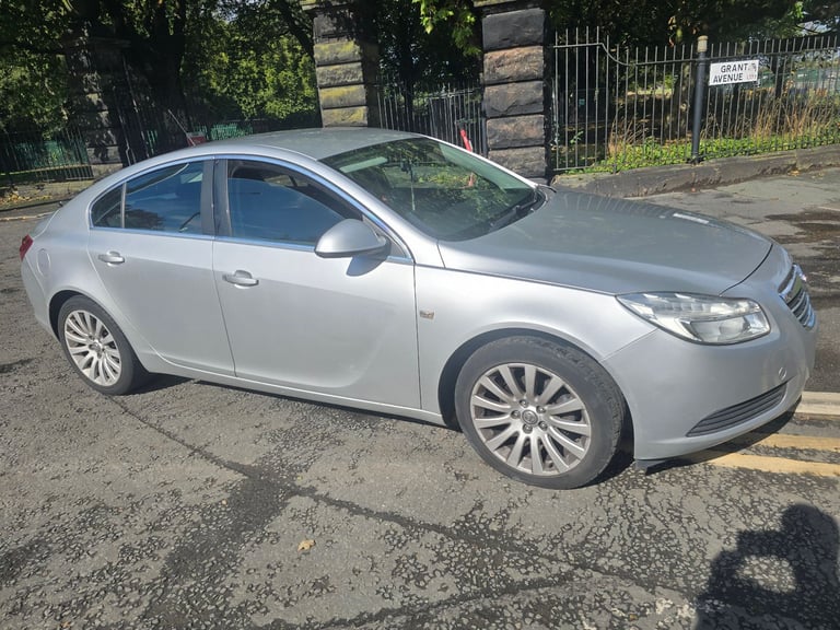 Vauxhall, INSIGNIA, Hatchback, 2011, Manual, 1796 (cc), 5 doors