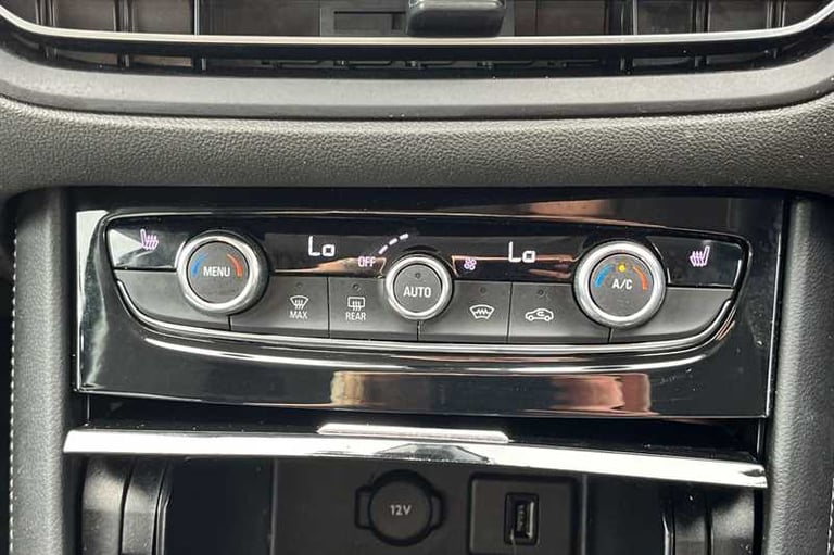 2022 Vauxhall Grandland 1.2 Turbo Ultimate SUV 5dr Petrol Manual Euro 6 (s/s) (130 ps) SUV Petrol...