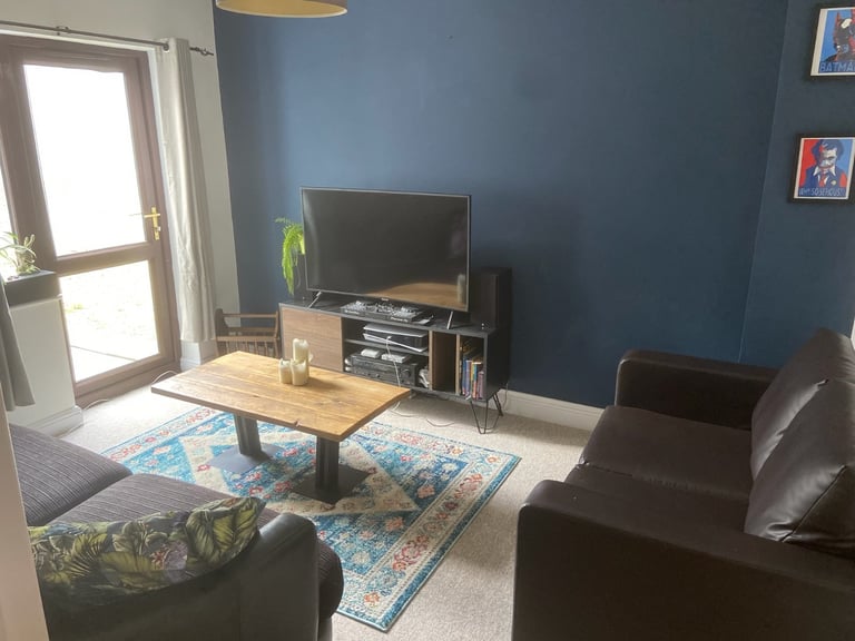 One bedroom garden flat Southville 
