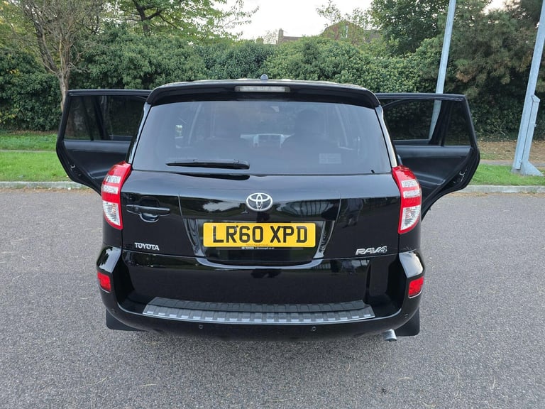2010 Toyota RAV4 2.0 V-Matic XT-R SUV 5dr Petrol Multidrive S 4WD Euro 5 (158 ps) ESTATE Petrol A...