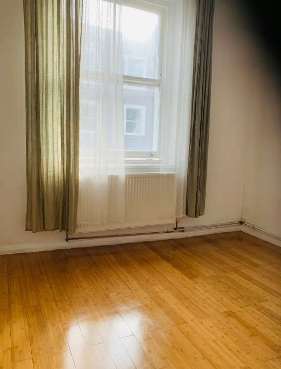 Spacious 4-Bed Flat for Rent – TN34 1HL