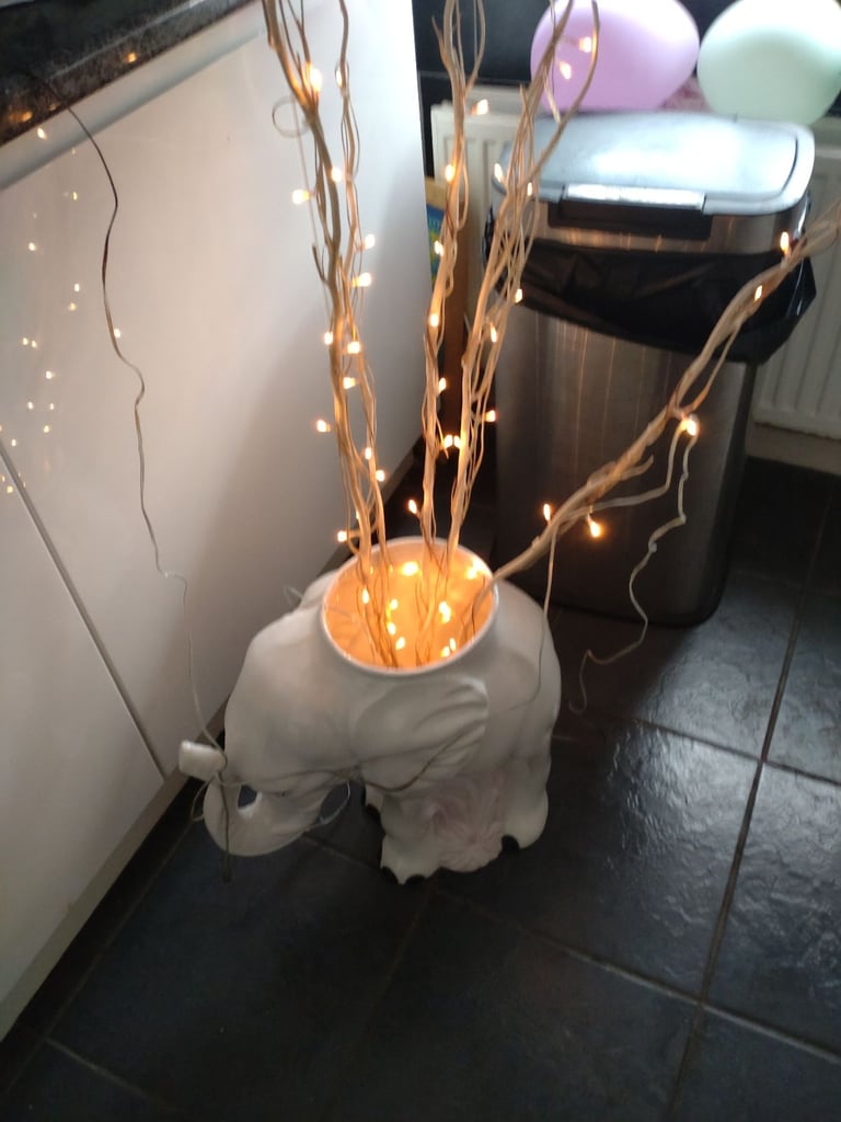 China elephant with twig lights pick up only 