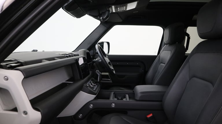 2023 Land Rover Defender Diesel Estate 3.0 D250 X-Dynamic HSE 90 3dr Auto SUV Diesel Automatic
