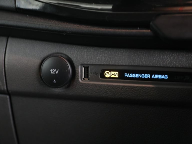 2023 Ford Transit Custom 2.0 300 EcoBlue Limited Panel Van 5dr Diesel Manual L2 H1 Euro 6 (s/s) (...