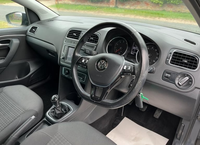 2017 (67) VOLKSWAGEN POLO 1.0 MATCH EDITION 9 SERVICE STAMPS! LOVELY EXAMPLE!  