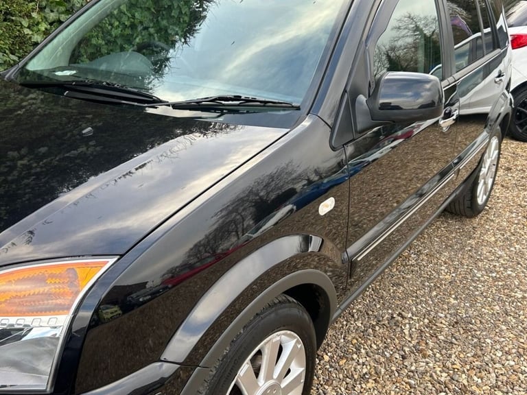 2011 Ford Fusion 1.6 Titanium Hatchback 5dr Petrol Manual (157 g/km, 99 bhp) Hatchback Petrol Manual