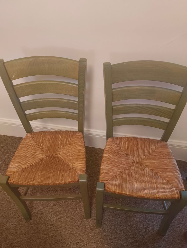 4 dining chairs