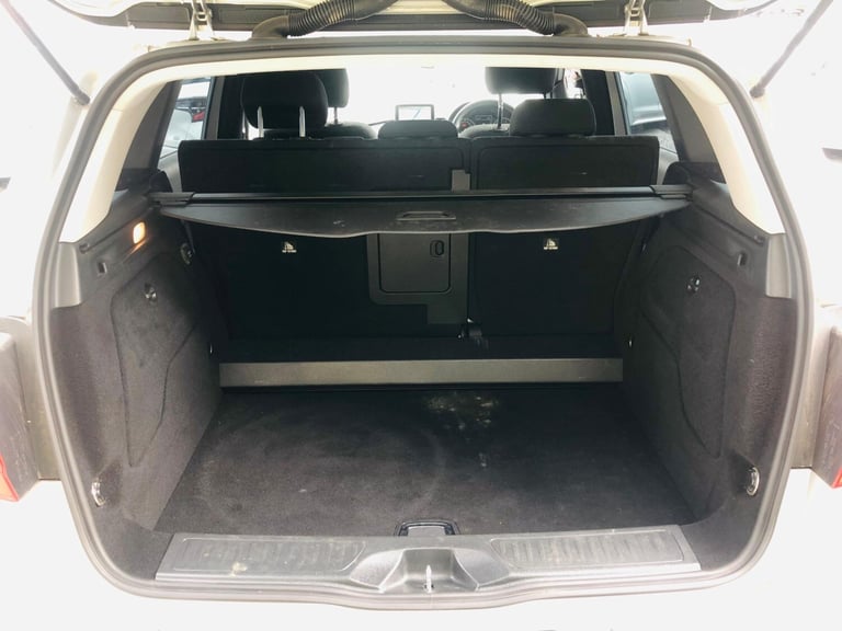 2014 Mercedes-Benz B Class 1 590 CC MERCEDES B CLASS  Petrol